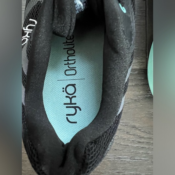 Women’s Ryka Devotion XT Cross Trainer walking shoe Size 8.5 - Picture 14 of 15